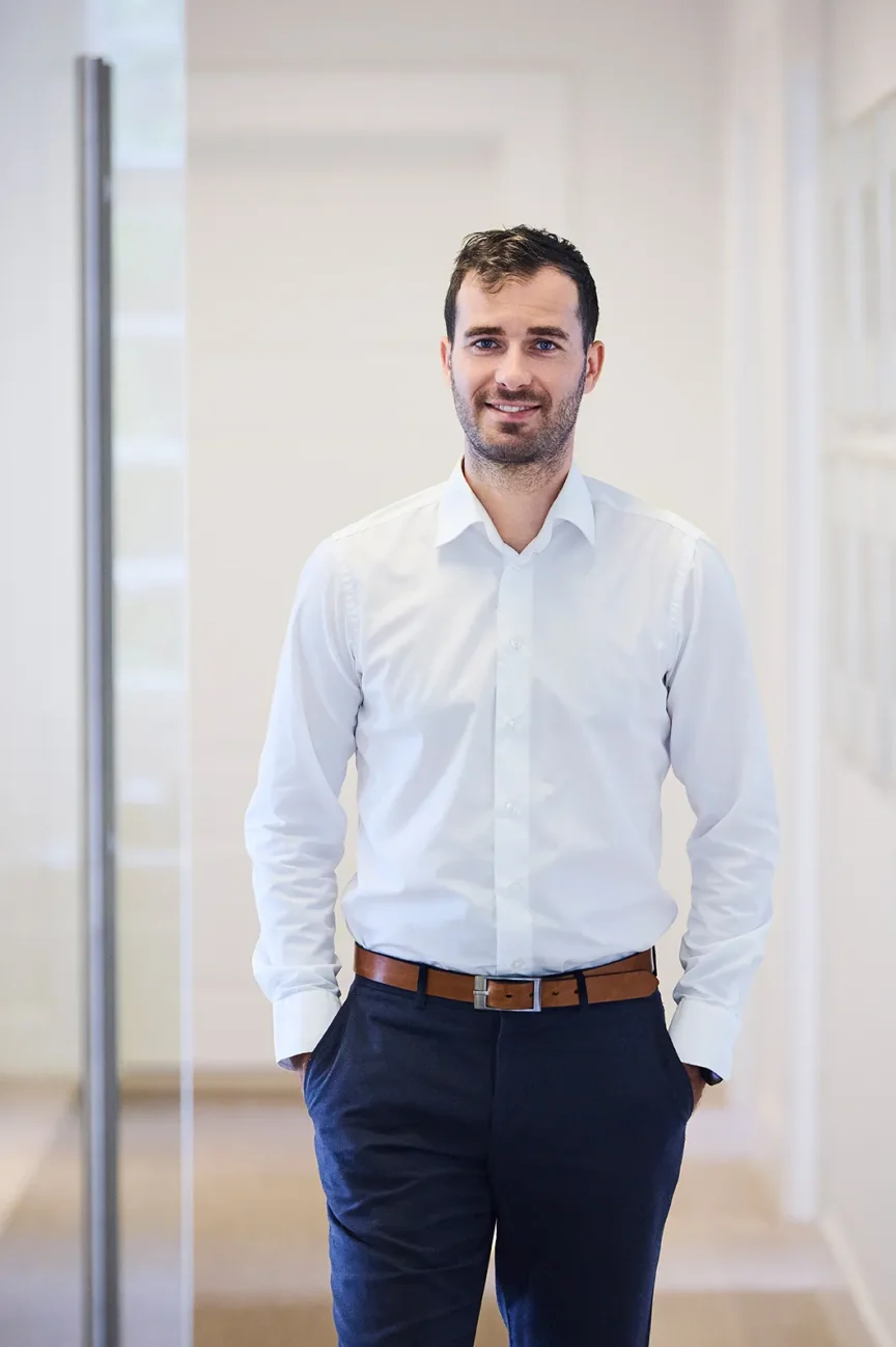 O6A6757-aspect-ratio-864-1298